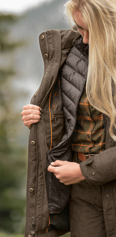 Das wärmende Futter der 2 in 1 Jacke Elodie kann auch solo als Steppweste getragen werden