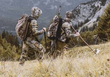 CAMO – die HunTec- Kollektion mit bester Tarnwirkung, insbesondere im alpinen Gelände.